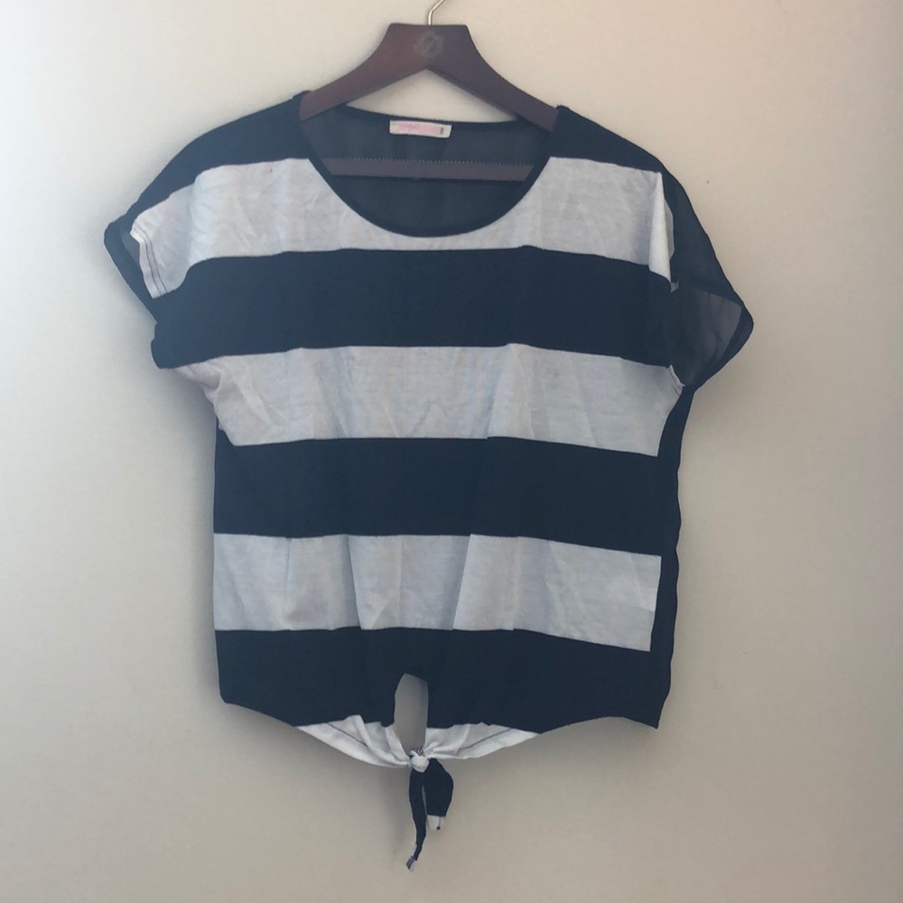 🔥4/$20🔥Ardene striped T-shirt